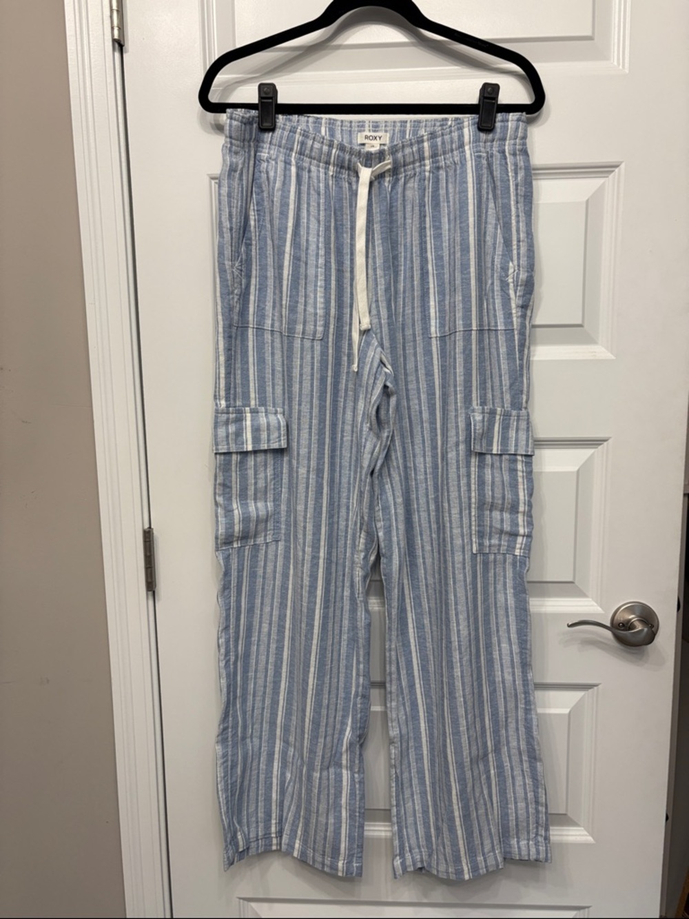 Roxy Light Blue and White Striped Cargo Lounge Pants